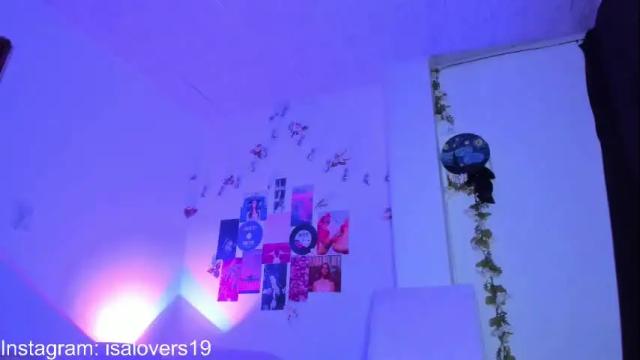 Image 2 of isa_lovers Stream on Chaturbate on 11 days ago