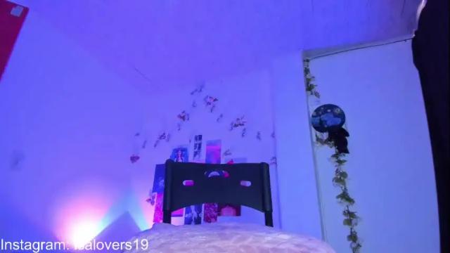 Image 8 of isa_lovers Stream on Chaturbate on 1 month ago