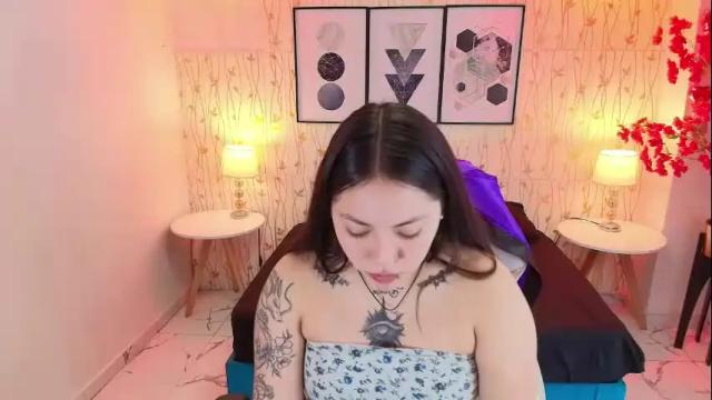 Image 2 of isa_reel Stream on Chaturbate on 1 month ago