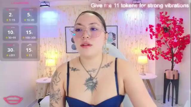 Image 8 of isa_reel Stream on Chaturbate on 1 month ago
