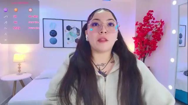 Image 6 of isa_reel Stream on Chaturbate on 1 month ago