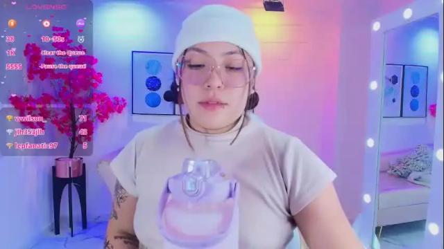 Image 4 of isa_reel Stream on Chaturbate on 26 days ago