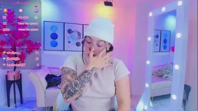 Image 7 of isa_reel Stream on Chaturbate on 26 days ago