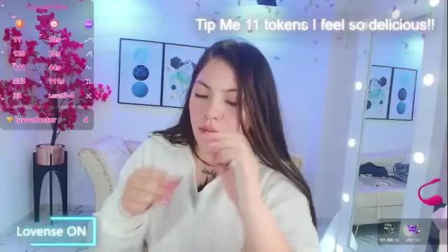 Image 8 of isa_reel Stream on Chaturbate on 22 days ago