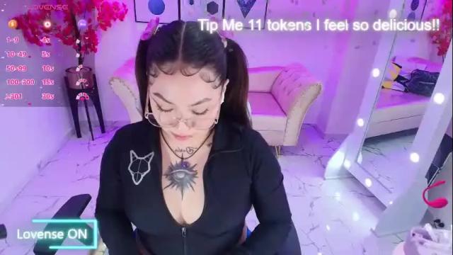 Image 10 of isa_reel Stream on Chaturbate on 21 days ago