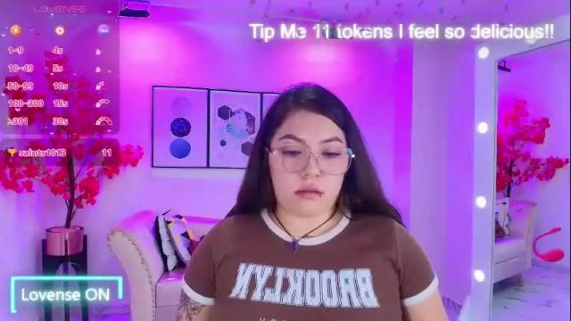 Image 4 of isa_reel Stream on Chaturbate on 20 days ago