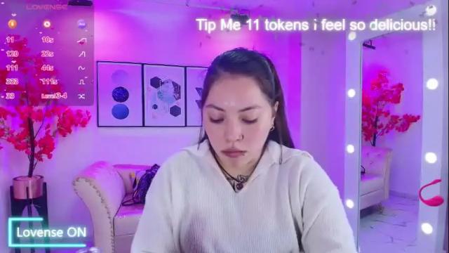 Image 2 of isa_reel Stream on Chaturbate on 18 days ago