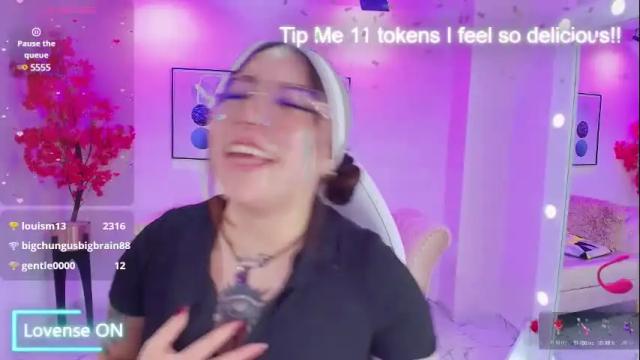 Image 12 of isa_reel Stream on Chaturbate on 13 days ago