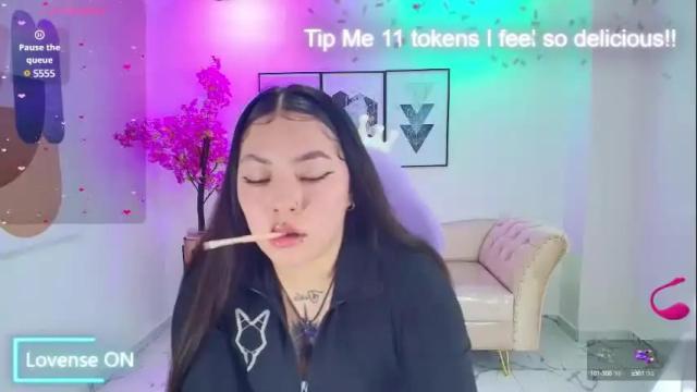 Image 8 of isa_reel Stream on Chaturbate on 6 days ago