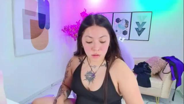 Image 2 of isa_reel Stream on Chaturbate on 2 days ago
