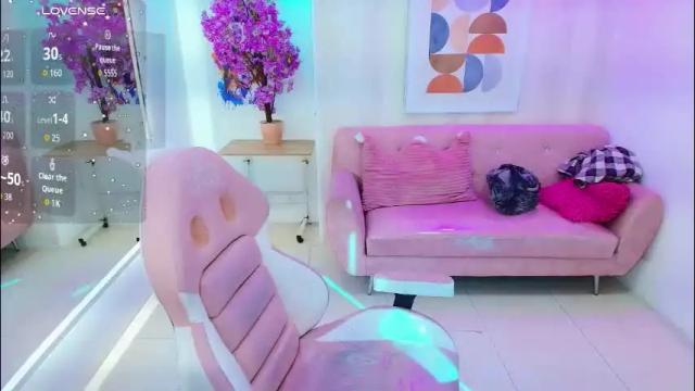 Image 4 of isa_reel Stream on Chaturbate on 1 month ago