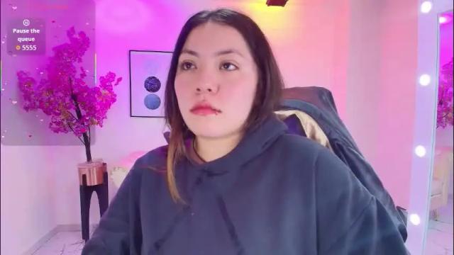 Image 7 of isa_reel Stream on Chaturbate on 1 month ago