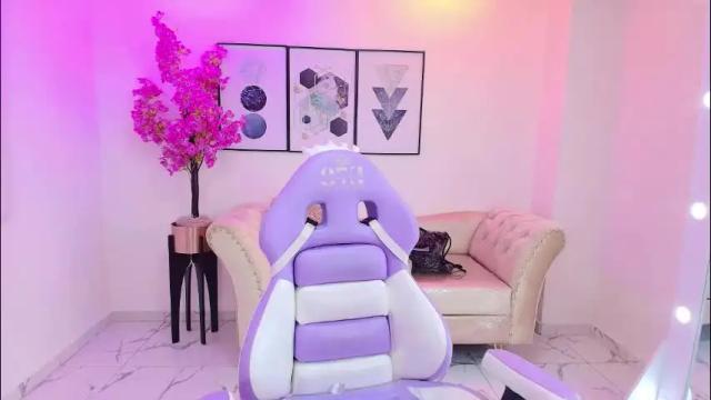 Image 12 of isa_reel Stream on Chaturbate on 1 month ago