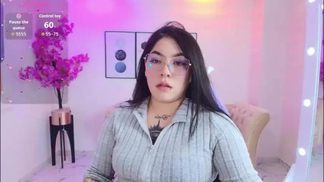 Image 4 of isa_reel Stream on Chaturbate on 1 month ago