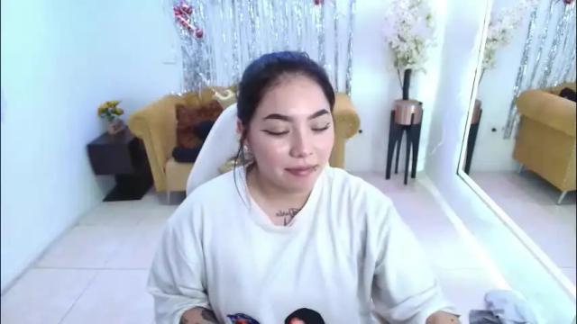 Image 2 of isa_reel Stream on Chaturbate on 1 month ago