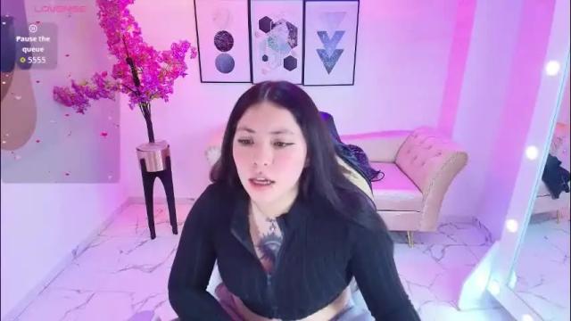 Image 2 of isa_reel Stream on Chaturbate on 10 days ago