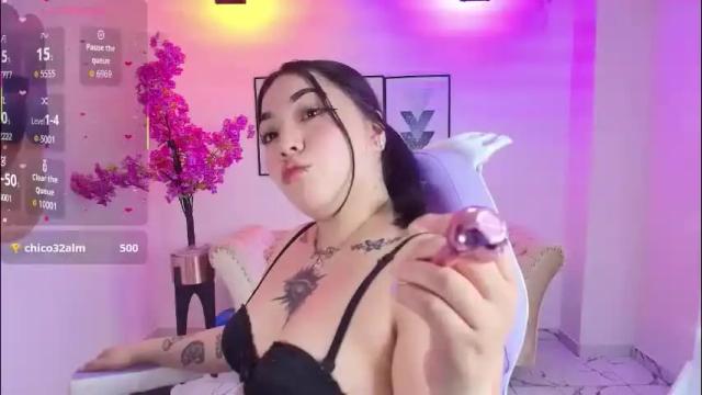 Image 2 of isa_reel Stream on Chaturbate on 8 days ago