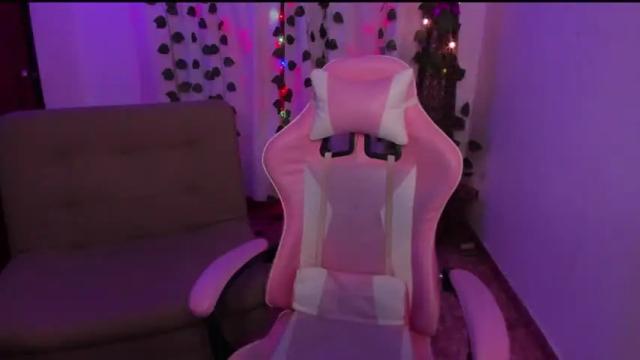 Image 12 of isa_rojas_ Stream on Chaturbate on 14 months ago