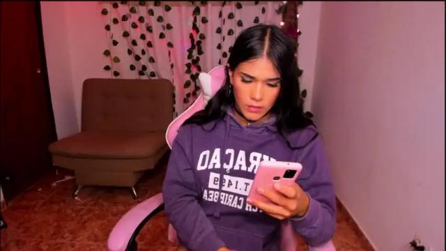 Image 10 of isa_rojas_ Stream on Chaturbate on 13 months ago