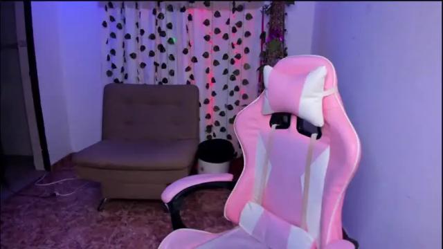 Image 2 of isa_rojas_ Stream on Chaturbate on 13 months ago