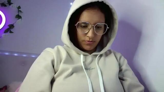 Image 7 of isa_sinner Stream on Chaturbate on 18 months ago