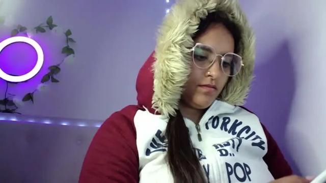 Image 3 of isa_sinner Stream on Chaturbate on 17 months ago