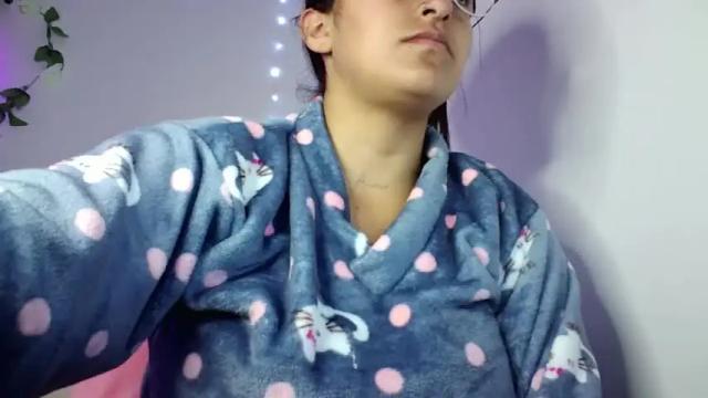 Image 3 of isa_sinner Stream on Chaturbate on 17 months ago