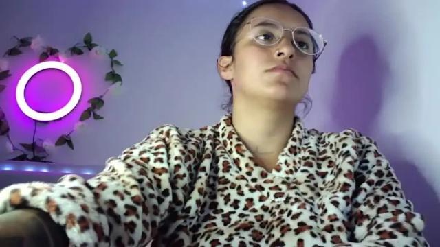 Image 3 of isa_sinner Stream on Chaturbate on 17 months ago