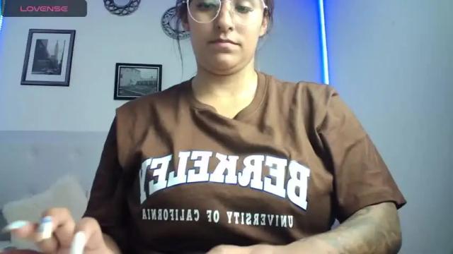 Image 12 of isa_sinner Stream on Chaturbate on 14 months ago
