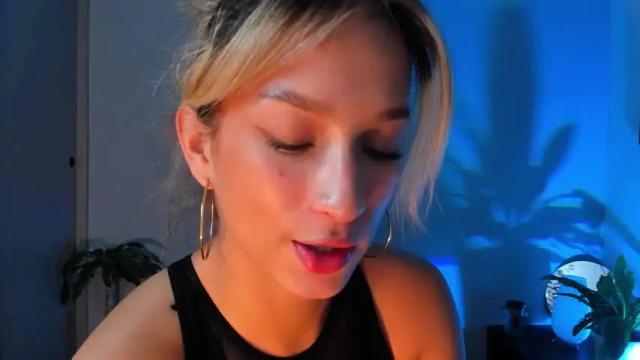 Thumbnail 3, isa_white's Stream at Chaturbate, 19 months ago