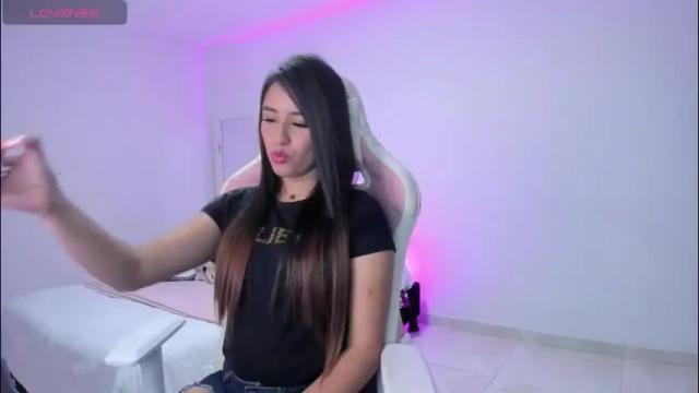 Image 10 of isaa_diamond Stream on Chaturbate on 2 months ago