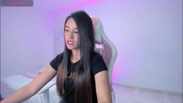 Image 3 of isaa_diamond Stream on Chaturbate on 2 months ago