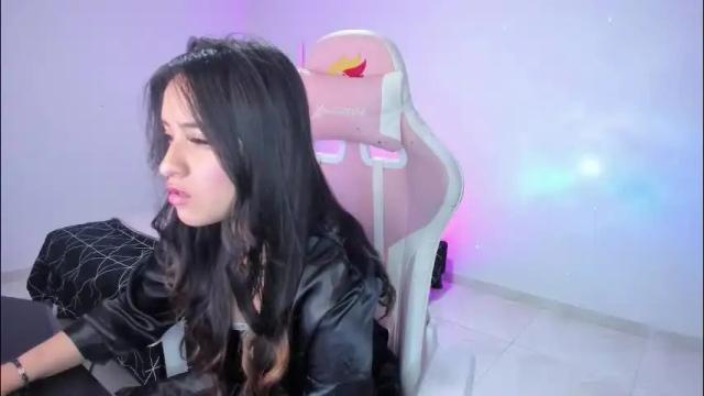 Image 6 of isaa_diamond Stream on Chaturbate on 2 months ago