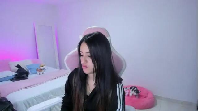 Image 3 of isaa_diamond Stream on Chaturbate on 1 month ago