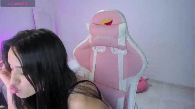 Image 8 of isaa_diamond Stream on Chaturbate on 1 month ago