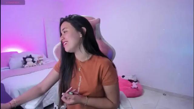 Image 4 of isaa_diamond Stream on Chaturbate on 1 month ago