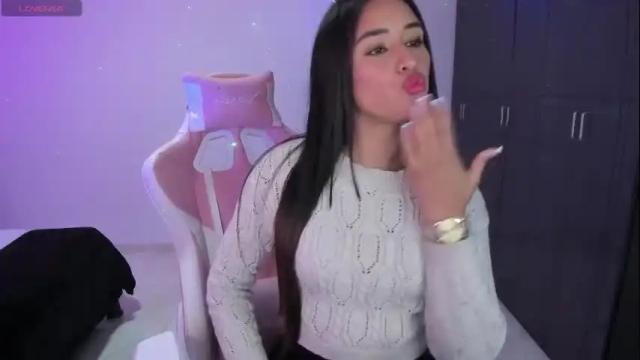 Image 12 of isaa_diamond Stream on Chaturbate on 1 month ago