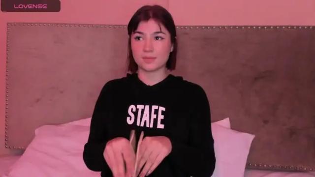 Image 12 of isaacruz Stream on Chaturbate on 17 months ago