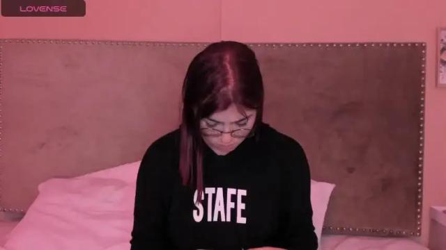 Image 8 of isaacruz Stream on Chaturbate on 17 months ago