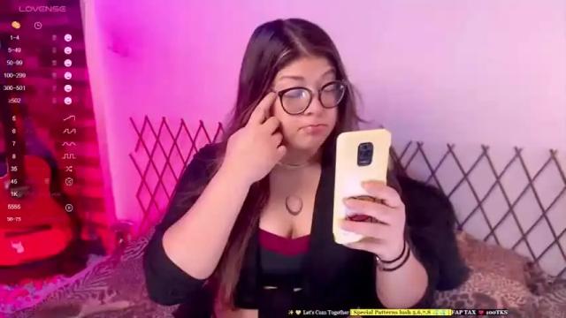 Image 3 of isabel_art Stream on Chaturbate on 20 months ago