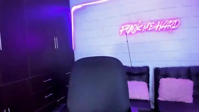 Thumbnail 1, isabel_hotsex0's Stream at Chaturbate, 18 months ago