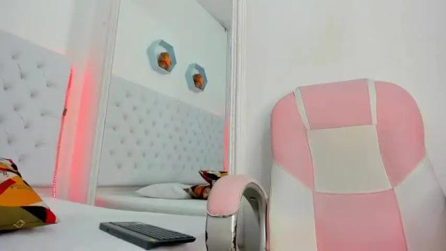Image 6 of isabel_santos Stream on Chaturbate on 13 months ago