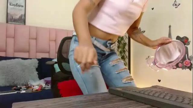 Image 7 of isabela_ferrer_ Stream on Chaturbate on 1 month ago