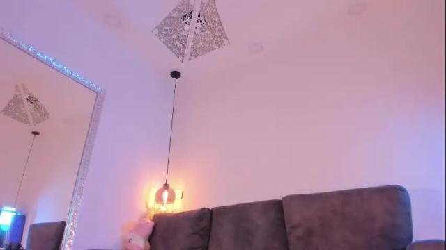 Image 10 of isabela_franco_ Stream on Chaturbate on 1 month ago