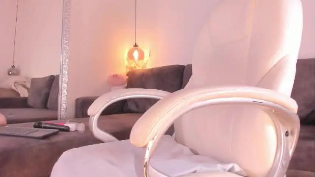 Image 10 of isabela_franco_ Stream on Chaturbate on 1 month ago
