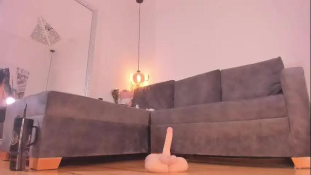 Image 3 of isabela_franco_ Stream on Chaturbate on 23 days ago