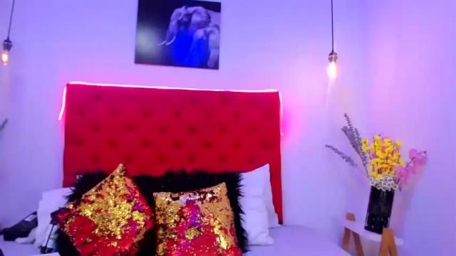 Image 2 of isabela_sanchez Stream on Chaturbate on 15 months ago