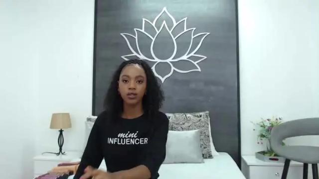 Image 4 of isabela_wood Stream on Chaturbate on 14 months ago