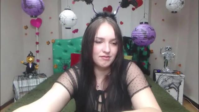 Image 2 of isabelblackberry Stream on Chaturbate on 2 months ago