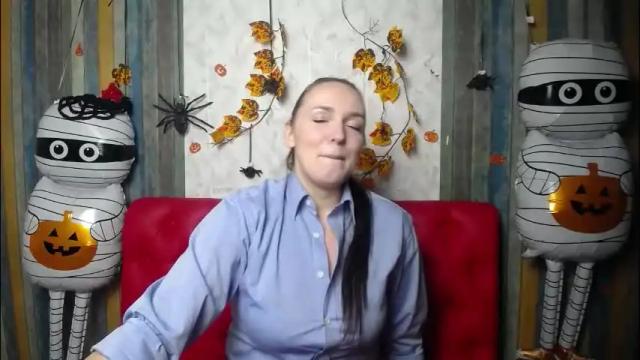 Image 10 of isabelblackberry Stream on Chaturbate on 2 months ago